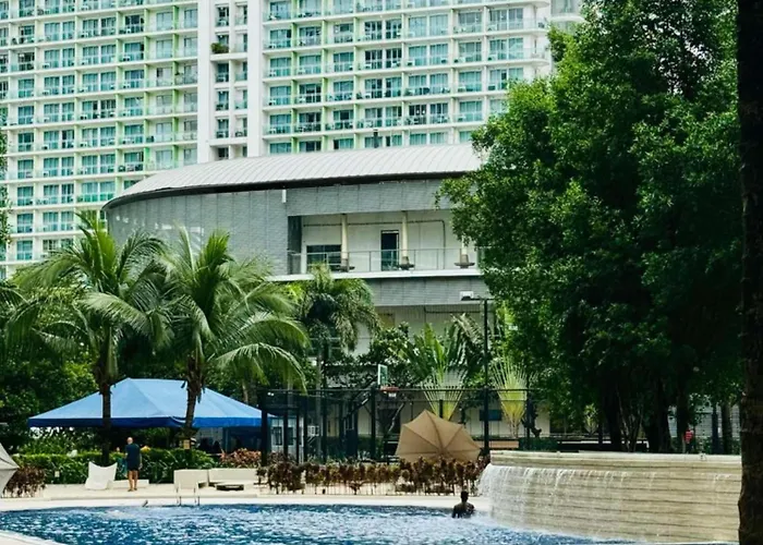 Azure Urban Residences By Charm Staycation *