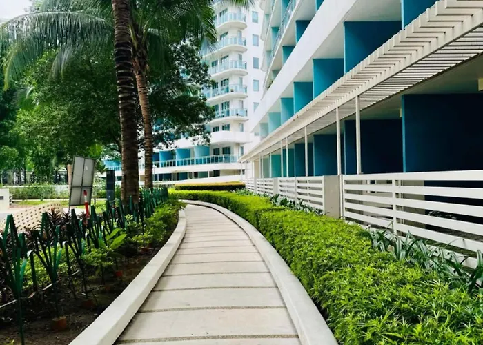 Azure Urban Residences By Charm Staycation *