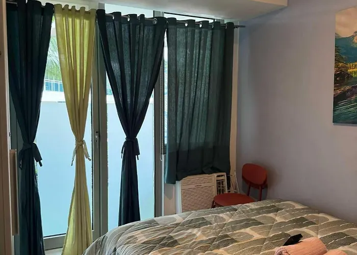 Azure Urban Residences By Charm Staycation